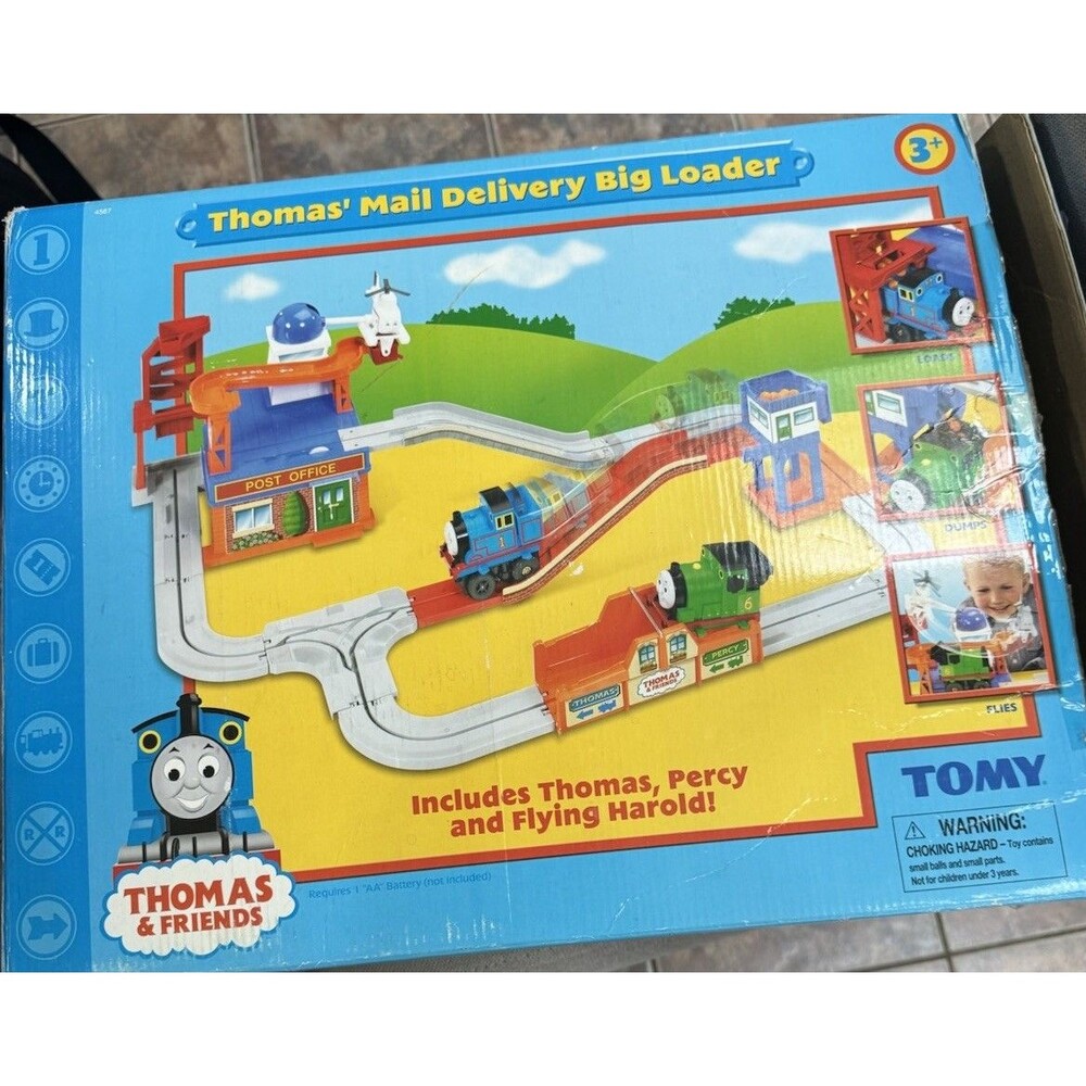 Vintage 2000s TOMY Thomas & Friends Mail Delivery Big Loader Complete Train Set - Picture 3 of 5